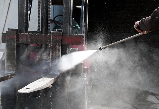 Boat and Dock Cleaning in Woodburn, IN